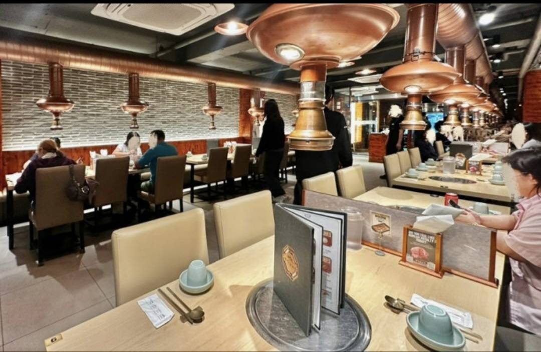 王妃家の店内