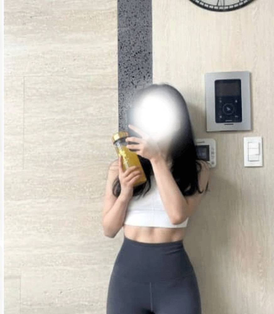 エスコート女性の紹介写真